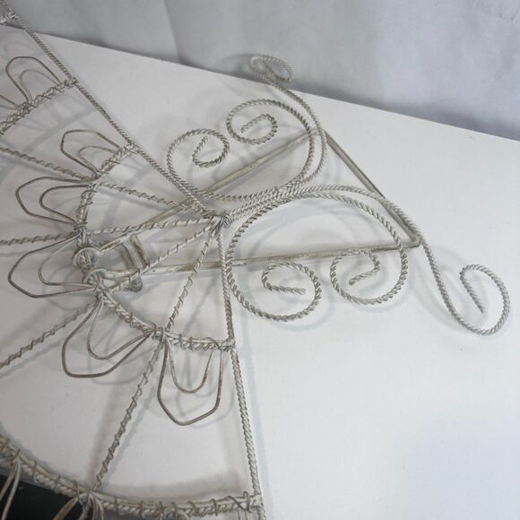 Fan Shaped White Metal Wire Table Top Photo Card Holder Cottage Core Shabby Chic - Picture 12 of 13